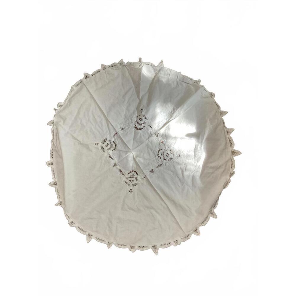Round White Embroidered Tablecloth with Lace Trim